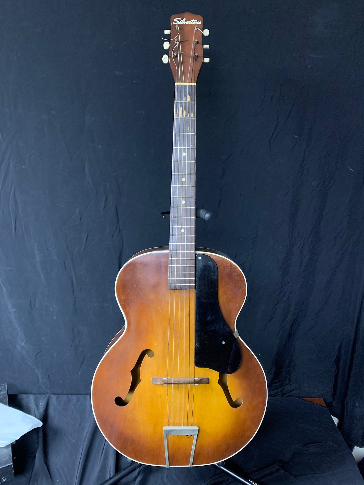 Acoustic Guitar