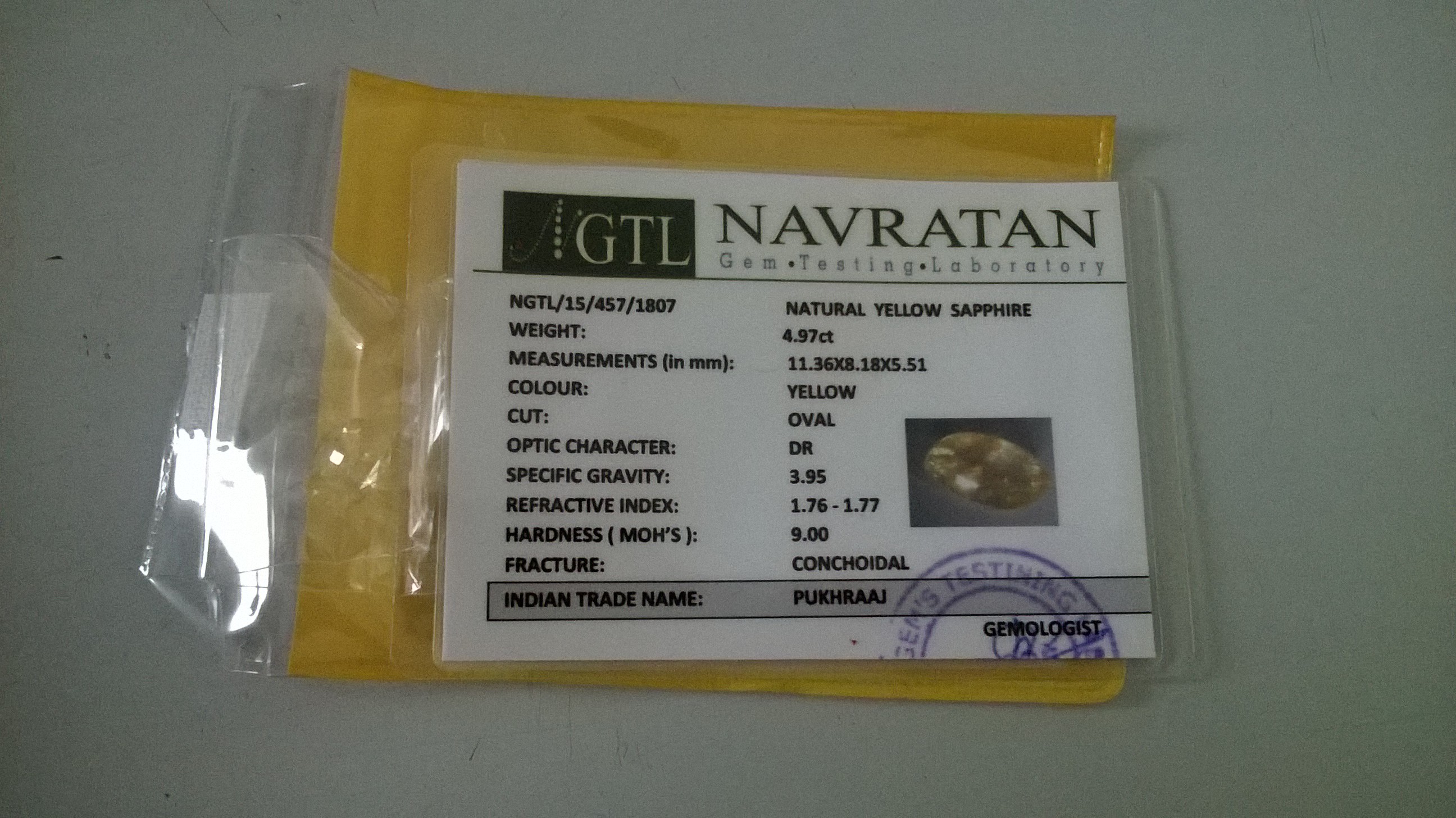 4.97 Cts Certified 100% Natural Yellow Sapphire Oval Shape Loose Gemstone (Size : 11.36X8.18X5.51 MM)