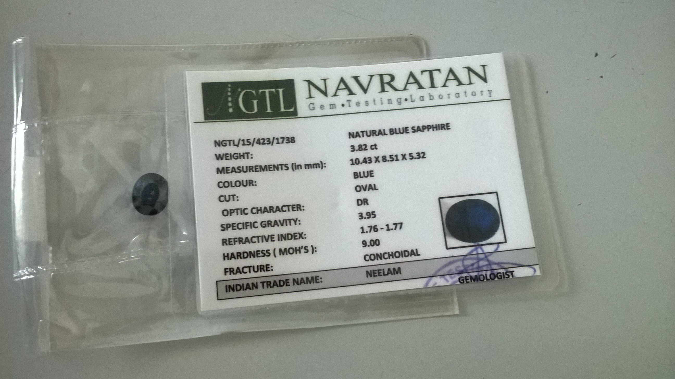 3.82 Cts Certified 100% Natural Blue Sapphire Oval Shape Loose Gemstone (Size : 10.43X8.51X5.32 MM)