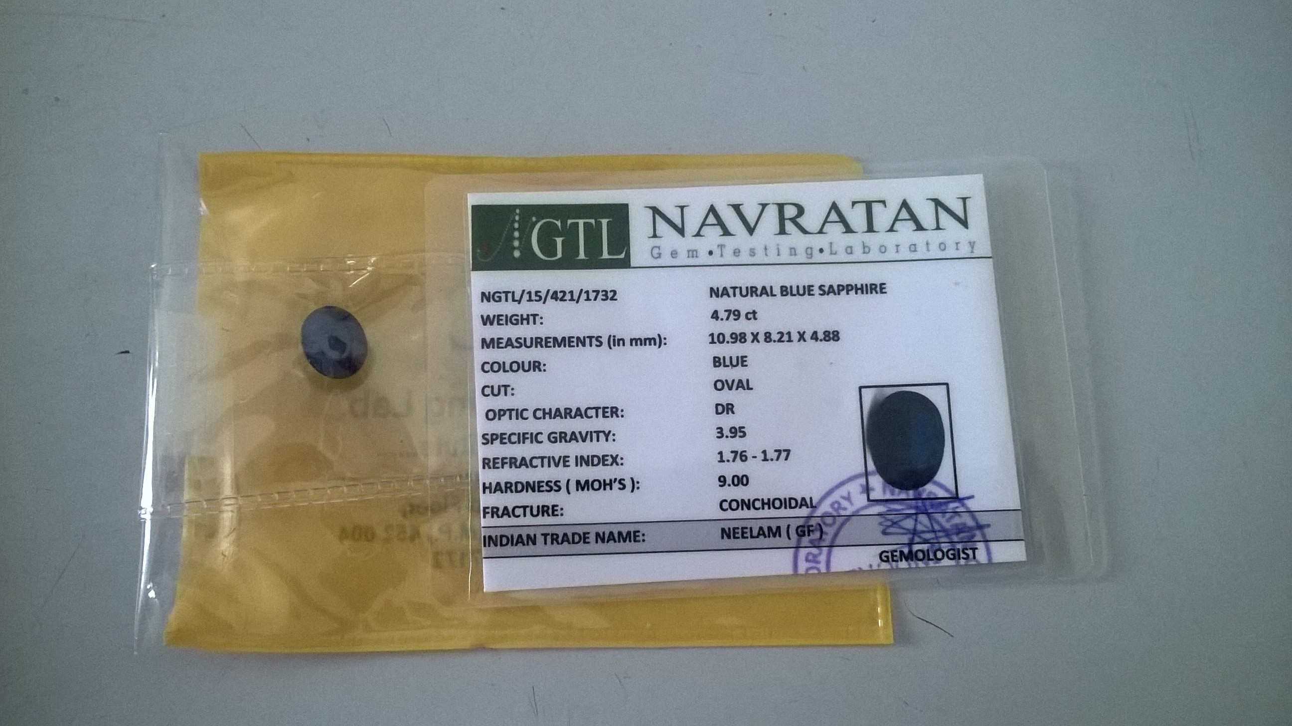 4.79 Cts Certified 100% Natural Blue Sapphire Oval Shape Loose Gemstone (Size : 10.98X8.21X4.88 MM)