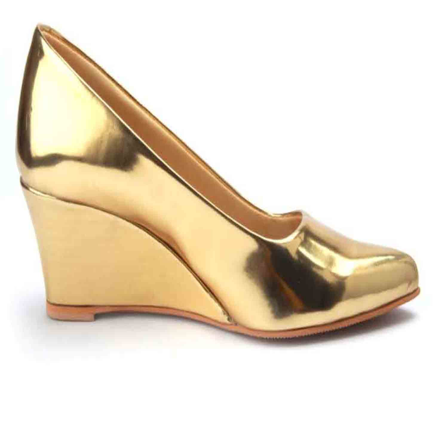 KraftCellar Golden spell,Metallic gold pointed wedges (size-39)