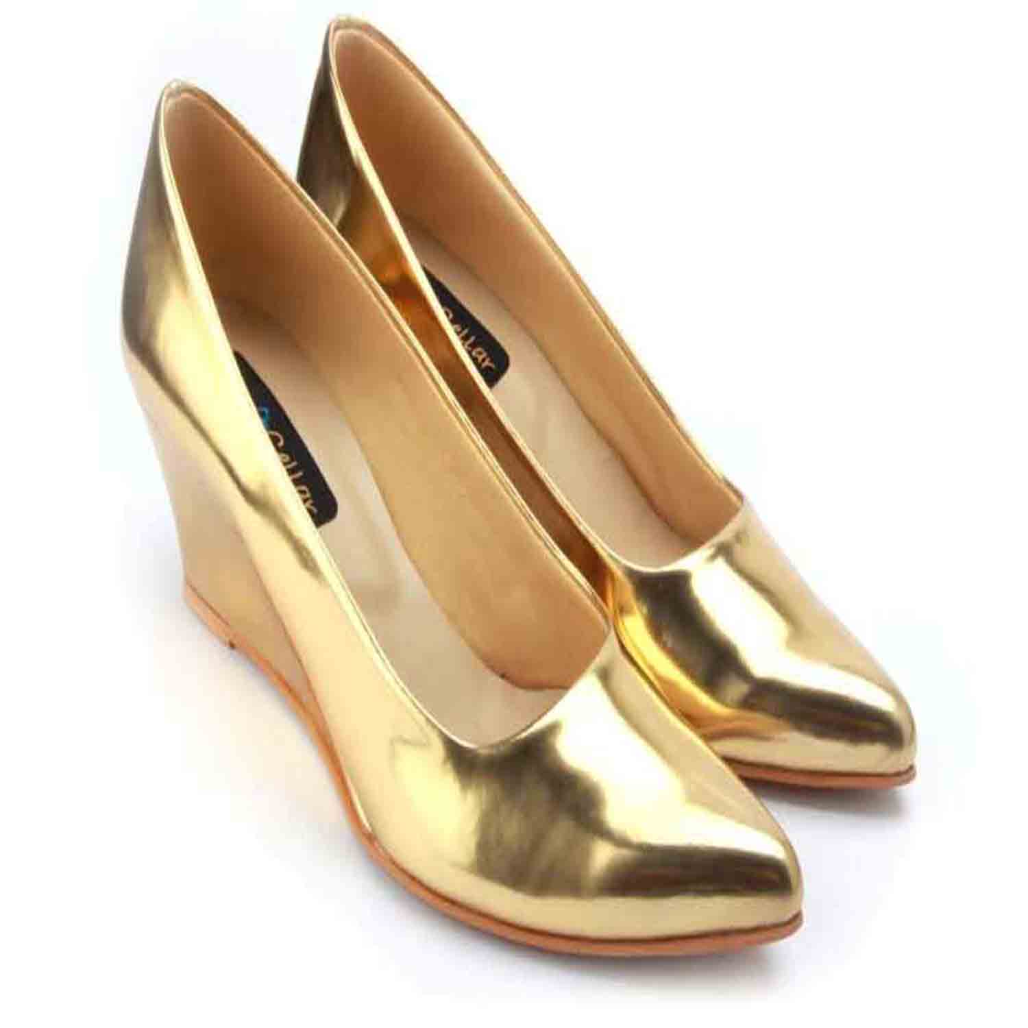 KraftCellar Golden spell,Metallic gold pointed wedges (size-39)