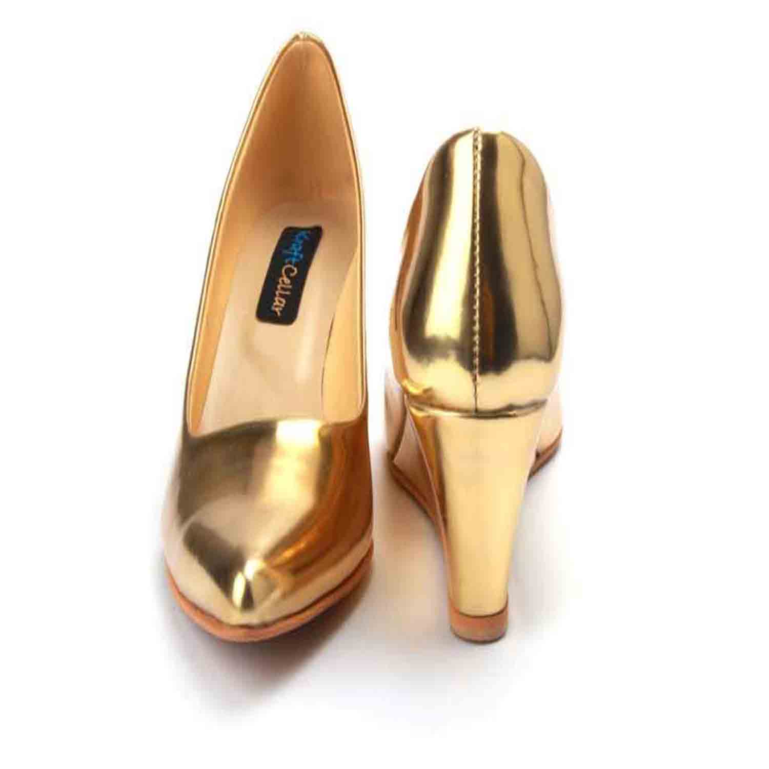 KraftCellar Golden spell,Metallic gold pointed wedges (size-35)